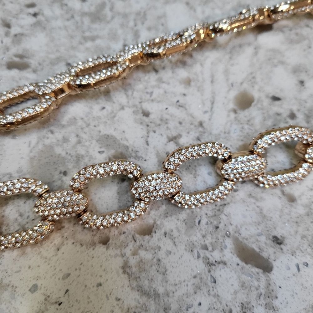 Gorgeous Rhinestone Belt - 35 Inches.